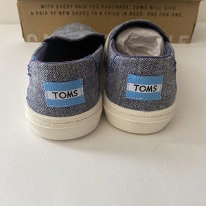 toms luca slip on
